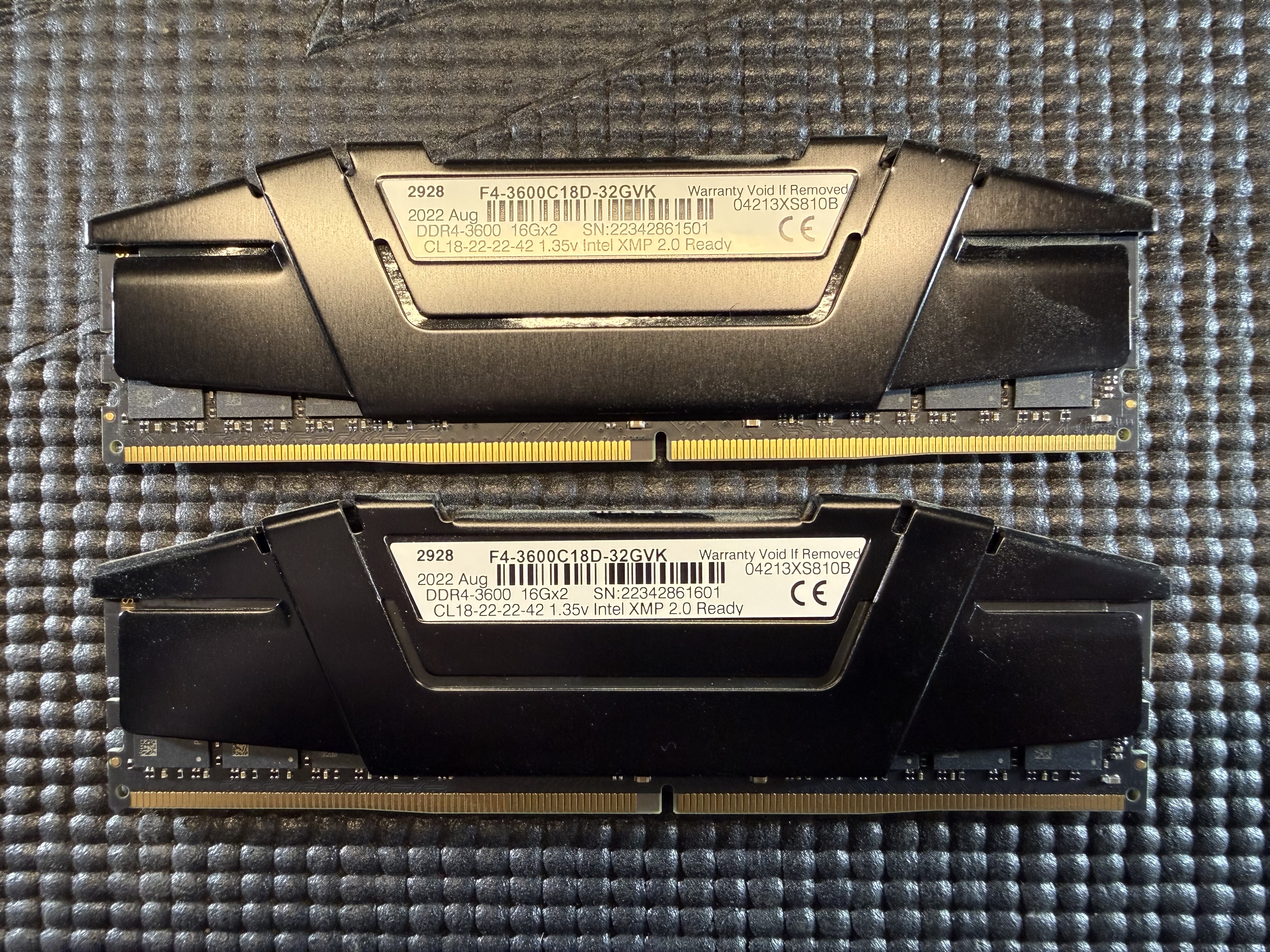 G.SKILL Ripjaws V 32GB (2 x 16GB) DDR4-3600 Memory - F4-3600C18D-32GVK