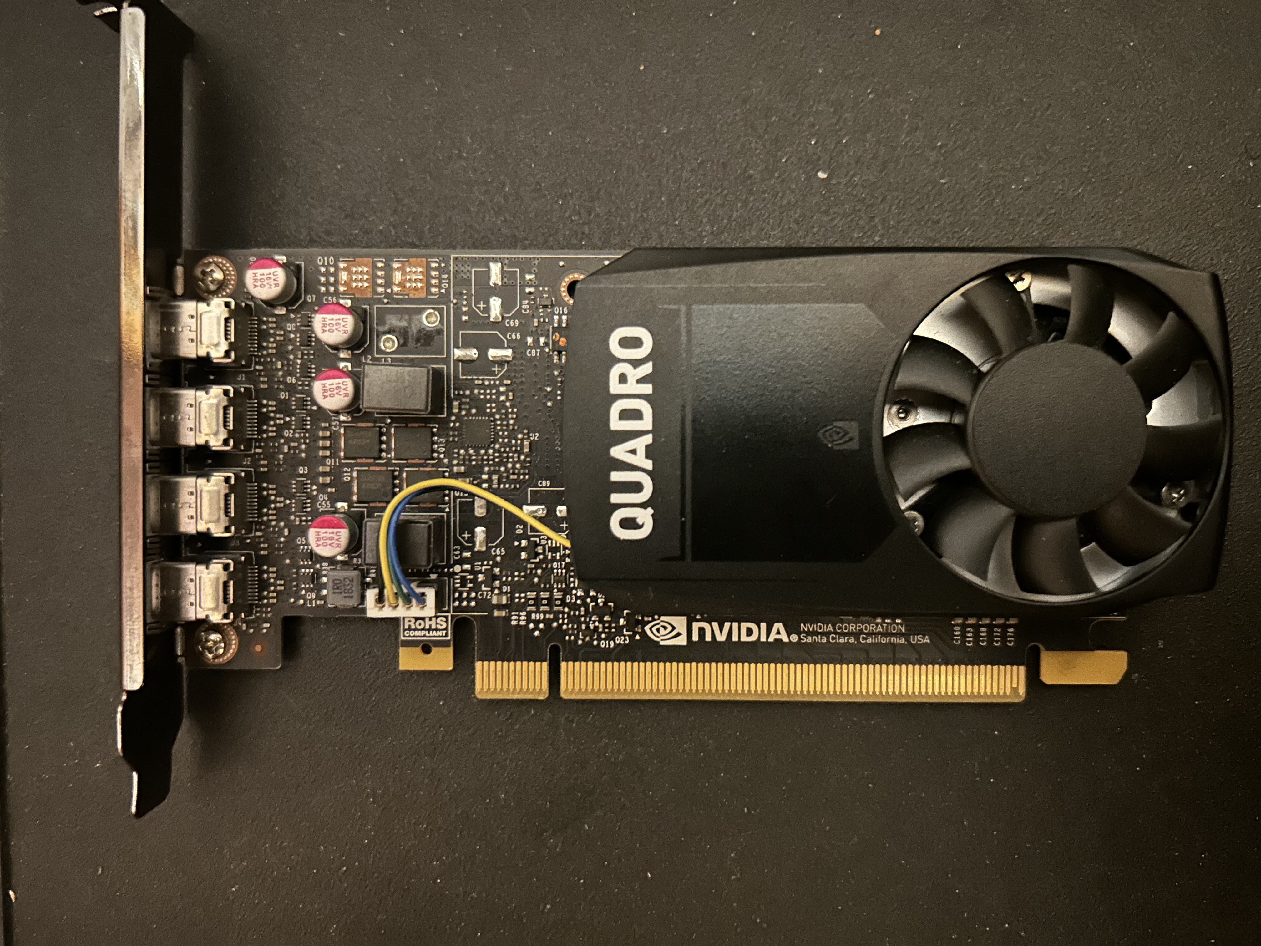 Quadro P1000